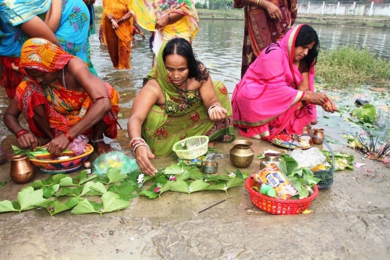 धुमधामसँग जितिया पर्व मनाउदैँ, किन मनाइन्छ यो पर्व ? यस्तो छ मान्यता 